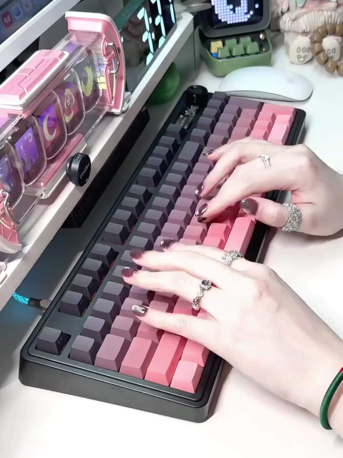 AJAZZ AK980 Mechanical Keyboard Wireless Hot-Swappable Screen Knob Wireless BT Gaming Gasket Structure Lower Light Position -Swappable Screen -Lower Light Position 8000mAh Large Battery with Exquisite Screen Multiple Axes Available